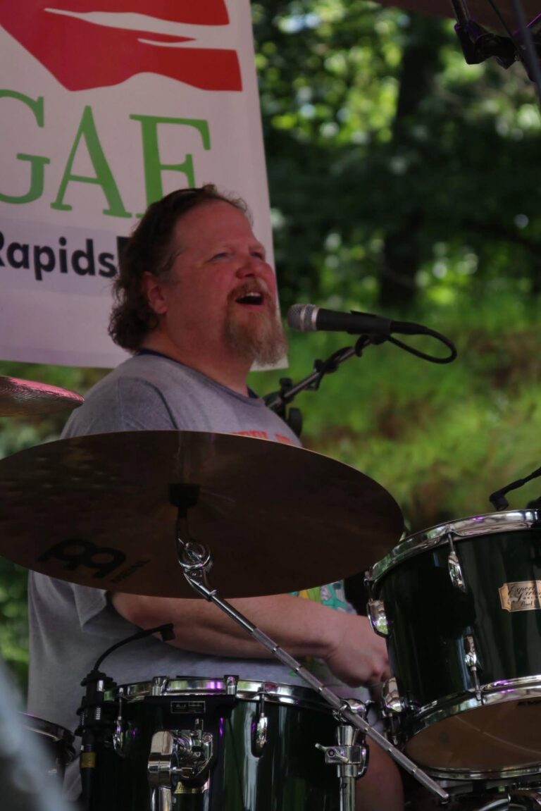 Chris Beard on drums and vocals at an outdoor Zentrance show (photo: Adam Hudson)