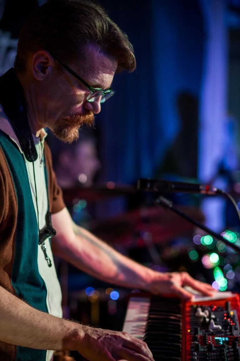Nels Noseworthy on keys with Zentrance