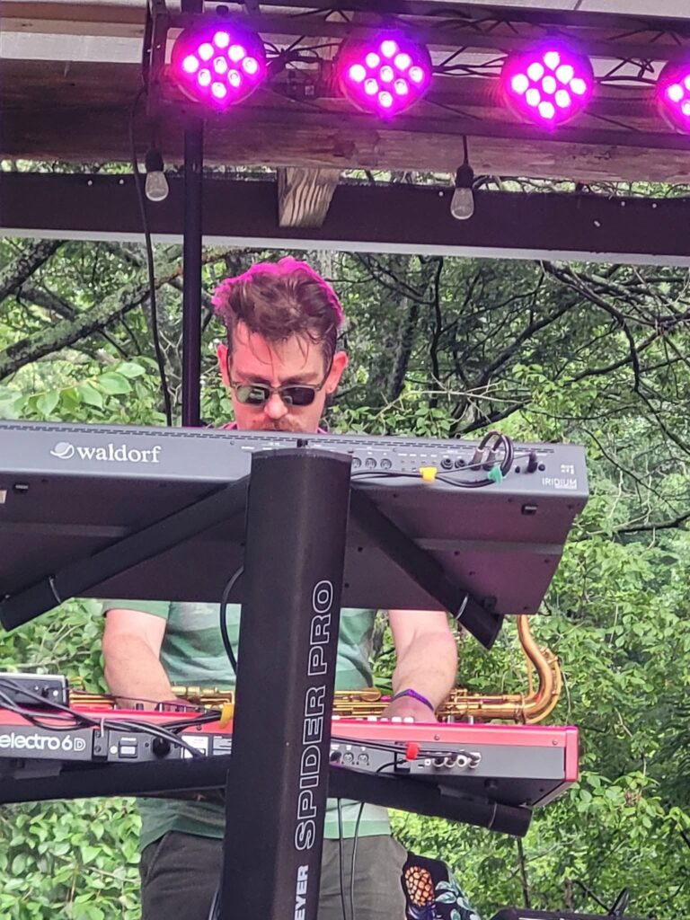 Nels Noseworthy on keys with Zentrance at Smooth Rapids